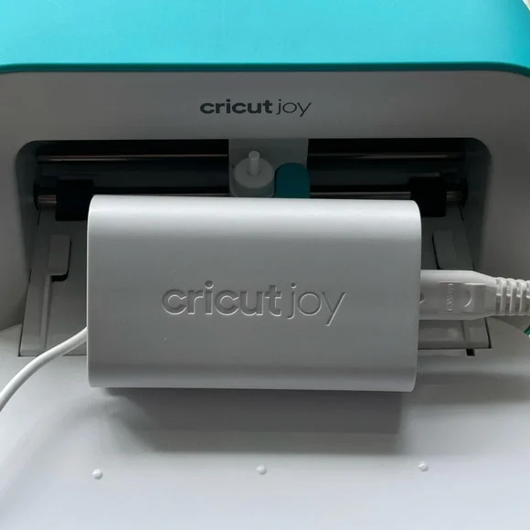 Cricut Joy in Teal and White - Picture 3 of 4